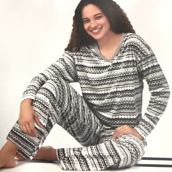 Nautica Other - Nautica Ladies' 2-Piece Silky Stritch Fleece Sleepwear PJ Set Grey Size M